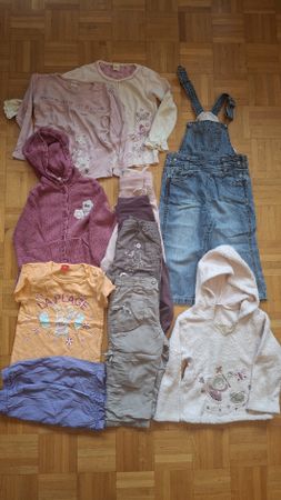 Lot de 10 vêtements pour fille taille 92, 1.5-2 ans
