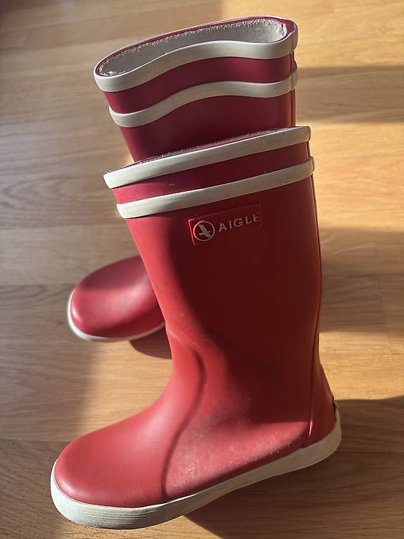 Scarpe da uomo: AIGLE taille 27 rouge  – Usato da Ecublens VD venduto da mar_w8gh