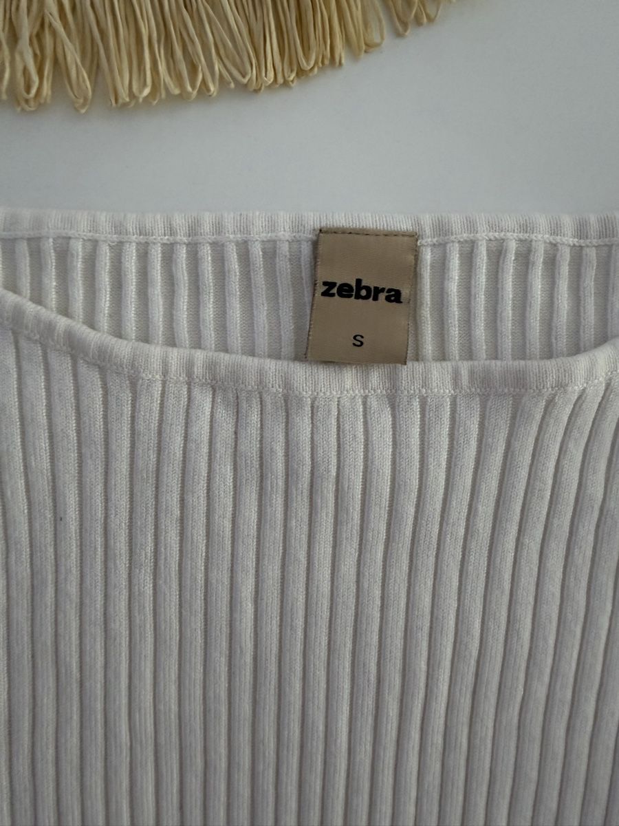 Zebra Maglioni & Felpe: White Zebra long sleeve top size S – Usato da Gränichen venduto da Domsiiiii 3