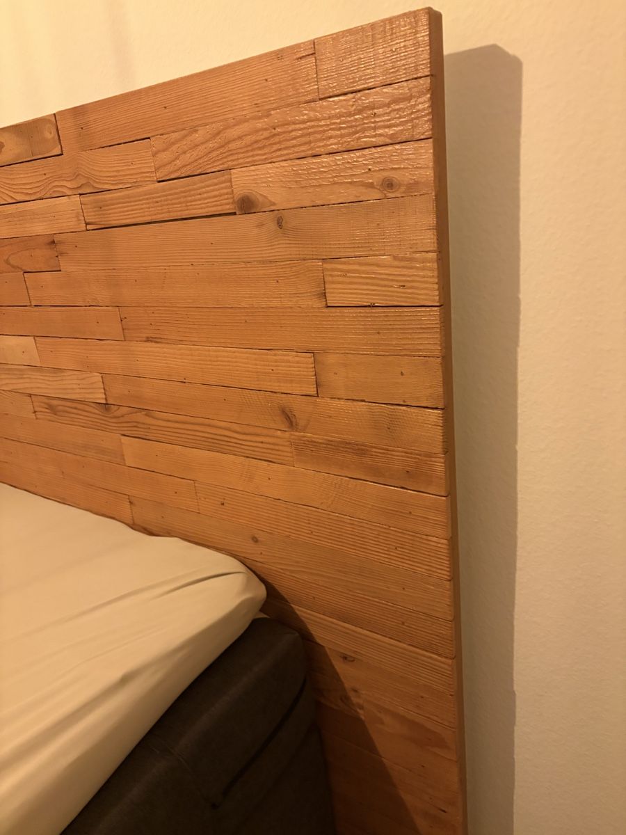 Betten: Boxspringbett mit Holz-Kopfteil  – Gebraucht aus Wila von grml 5