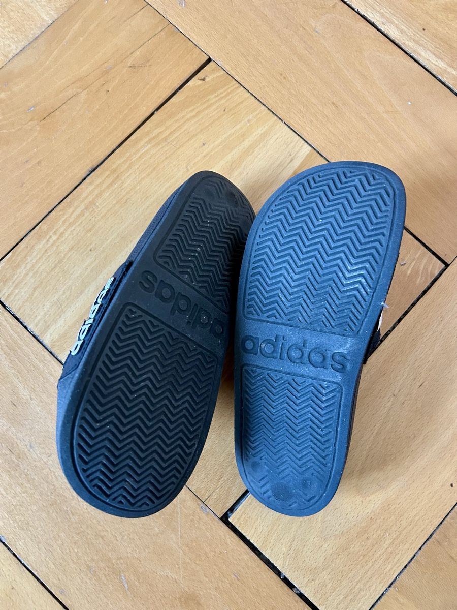 Scarpe da uomo: Adidas Schuhe Schwarz – Usato da Luzern venduto da phoensy 1