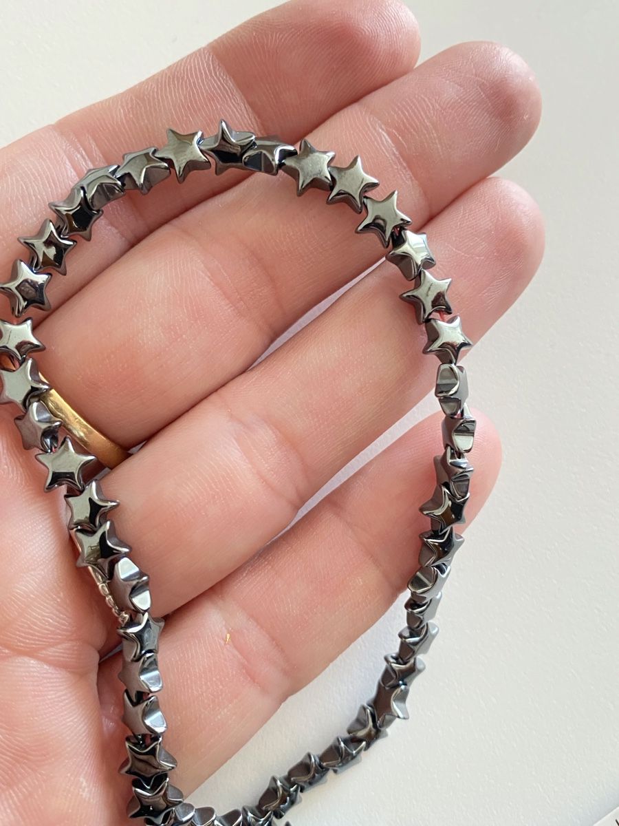 Minerali & Pietre curative: Perles d’hématite en forme d’étoile – Nuovo (secondo la descrizione) da Le Noirmont venduto da Fanny_