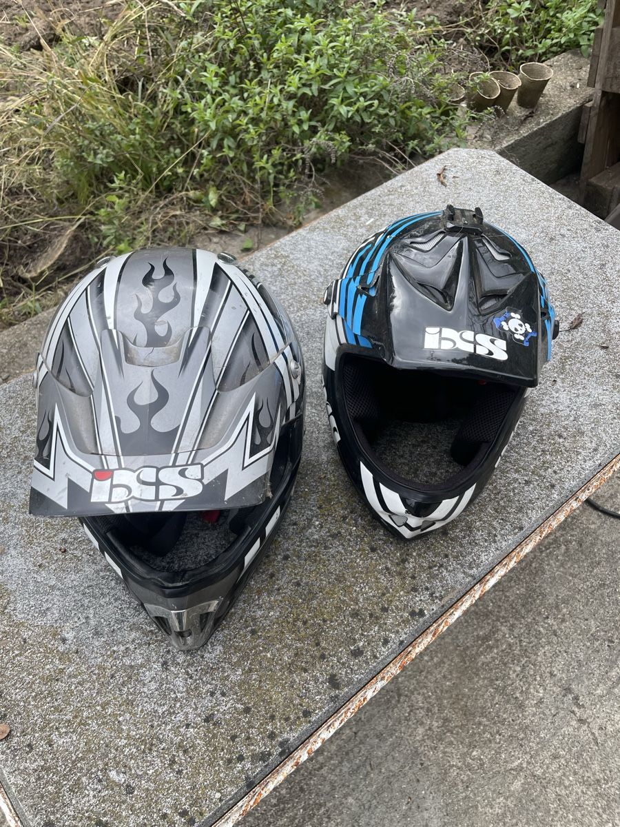 IXS Caschi: Mountainbike Helme – Usato da Oberkirch LU venduto da zih_76qm 1