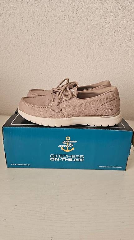 Scarpe da donna: Skechers On-The-Go-Flex Mar Bootsschuhe – Usato da Sursee venduto da nei_7klk 1