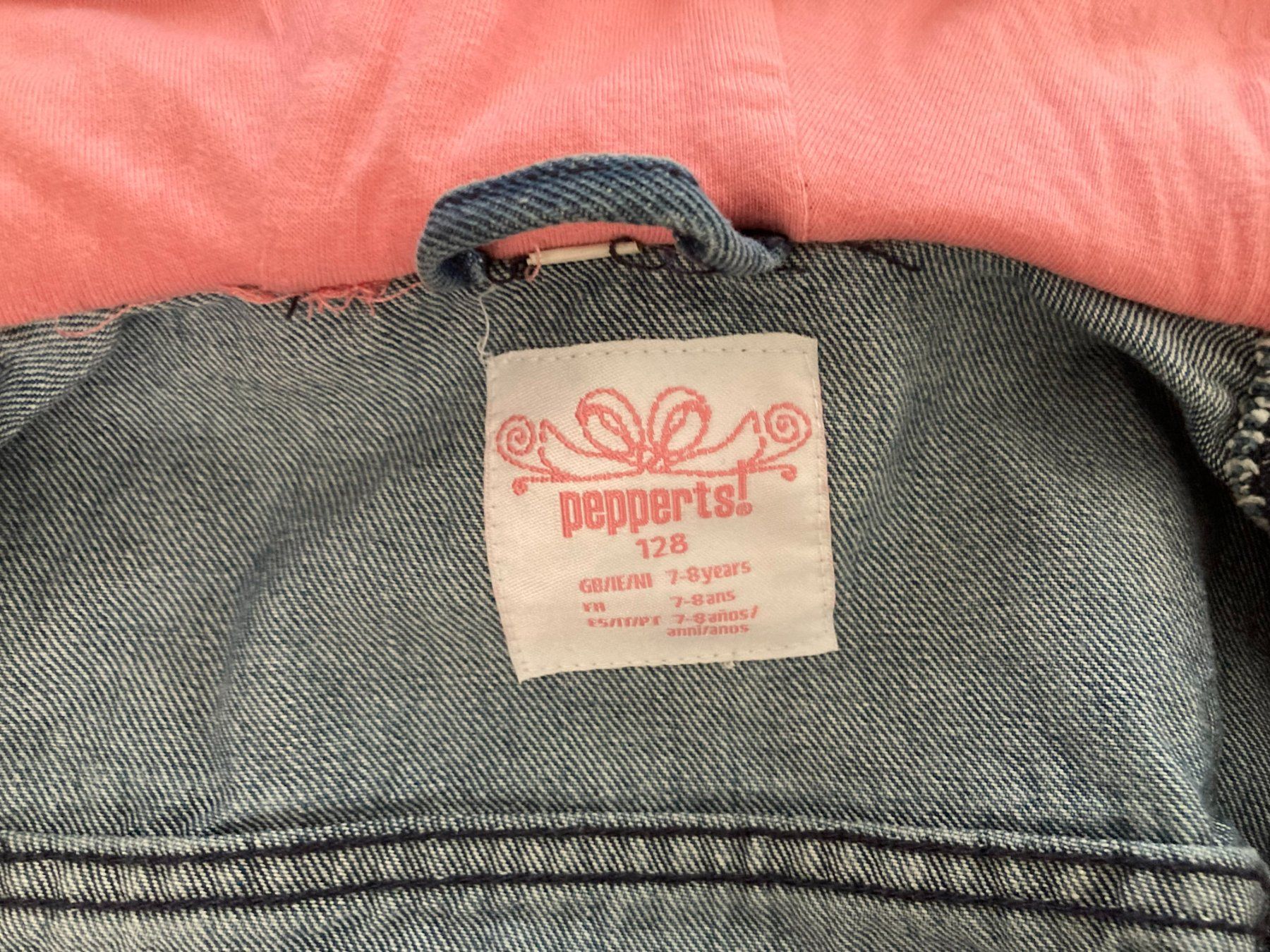 Giacche & Cappotti: Jeansjacke rosa und blau – Usato da Muttenz venduto da Juvenile33 5