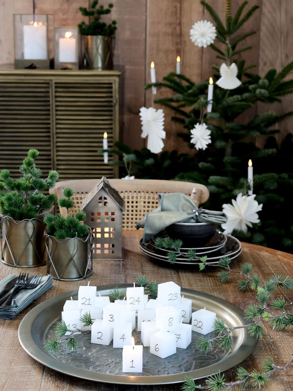 Candele: Chic Antique Advent Kalenderkerze 24 Stück – Nuovo e nell'imballaggio originale da Innertkirchen venduto da Glatthard-Interior 1