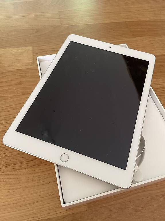 Apple Tablettes PC: iPad 5th Generation 128Gb – D'occasion à Liestal par Seven92