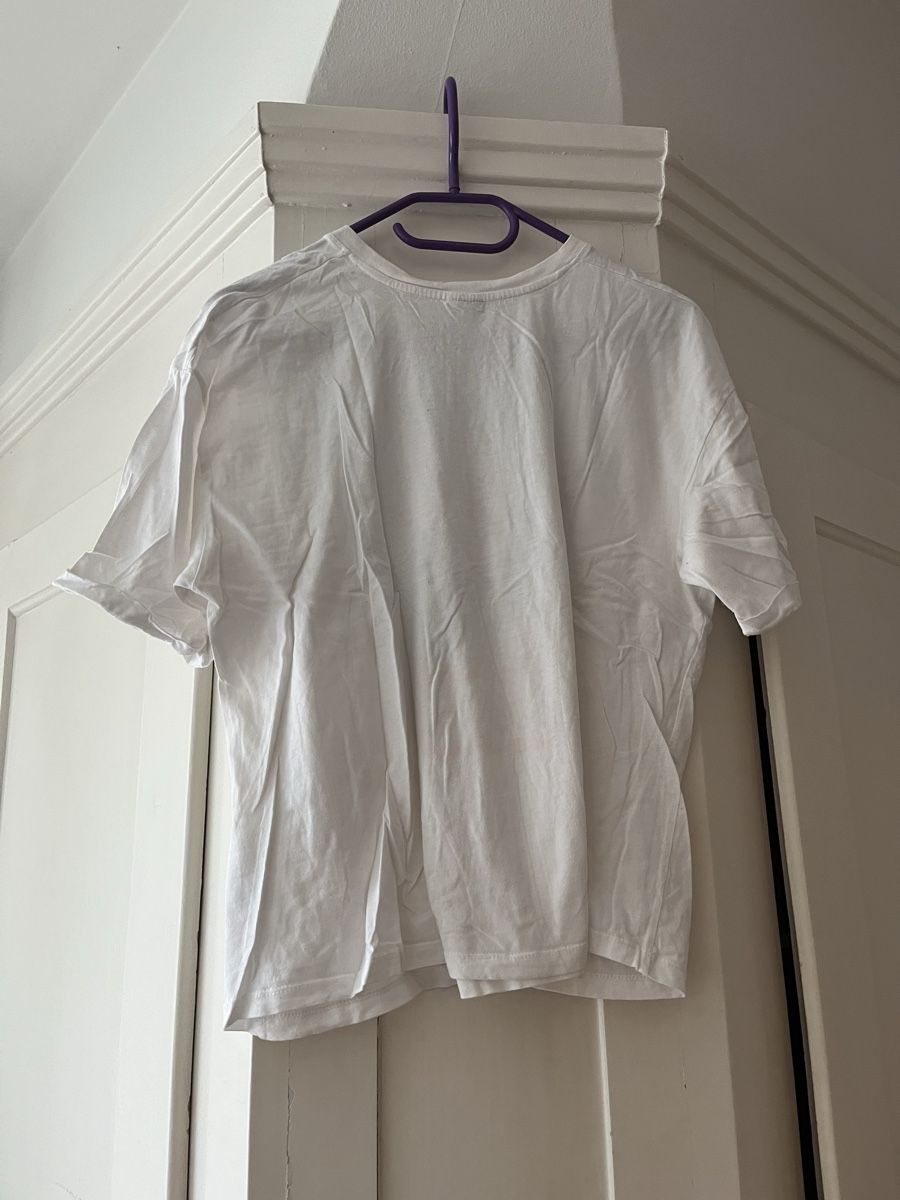 Bershka T-shirt: Holiday Shirt – Nuovo (secondo la descrizione) da Zürich venduto da Closetbesties 2