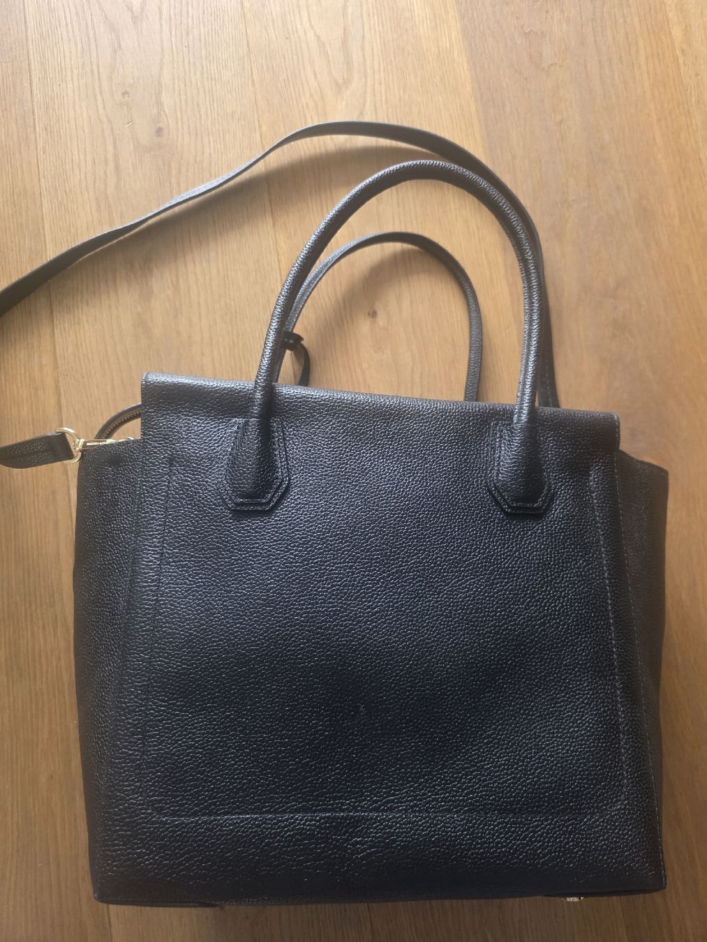 Michael Kors Autres vêtements & accessoires: Michael Kors Handtasche schwarz Leder  – Neuf (Voir description) à Igis par LinPG 1