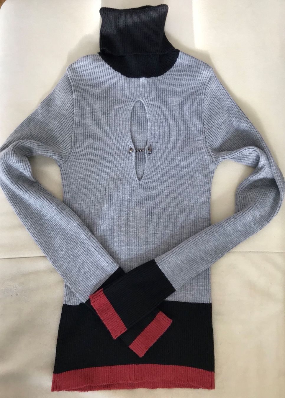 Maglioni & Felpe: Schicker Pullover Richmond Gr.34 – Usato da Stäfa venduto da Exclusive0 5