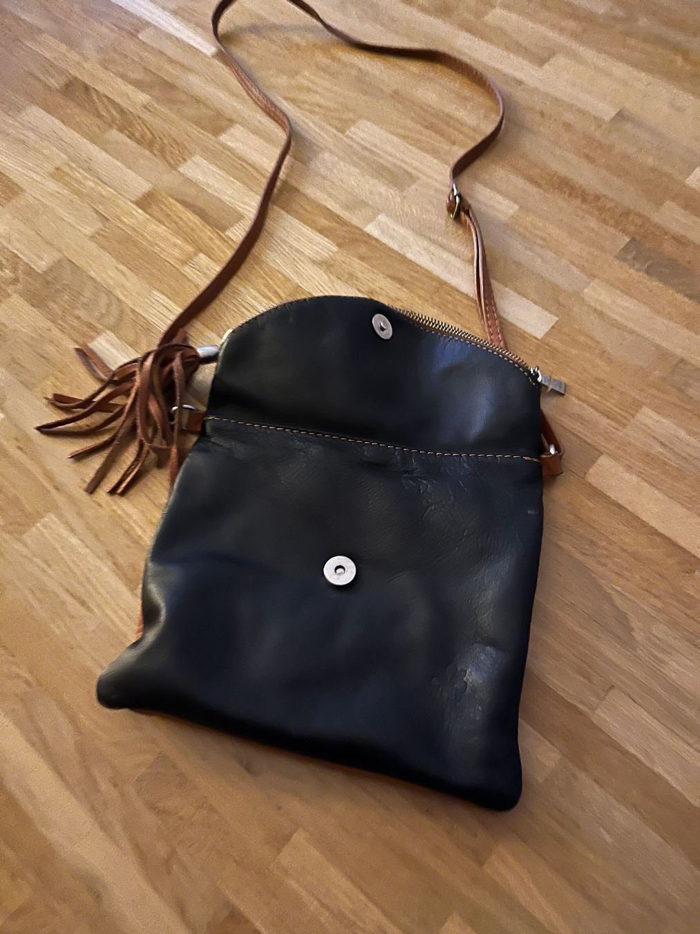 Borse da donna: Handtasche 22x19cm – Usato da Oberengstringen venduto da Sandra230 1