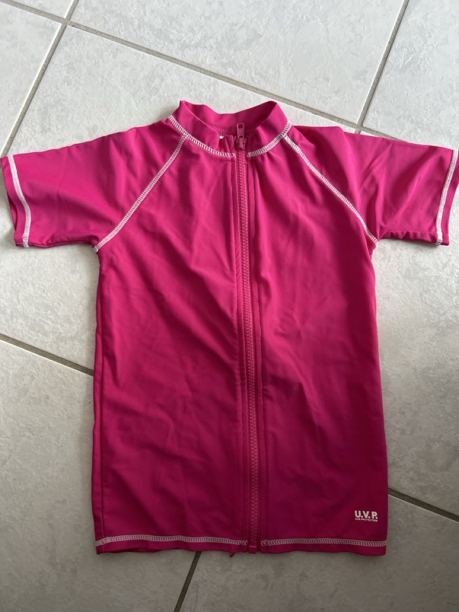 Costumi da bagno & Bikini: UV-Shirt Gr 122/128 – Nuovo (secondo la descrizione) da Lostorf venduto da Venice16