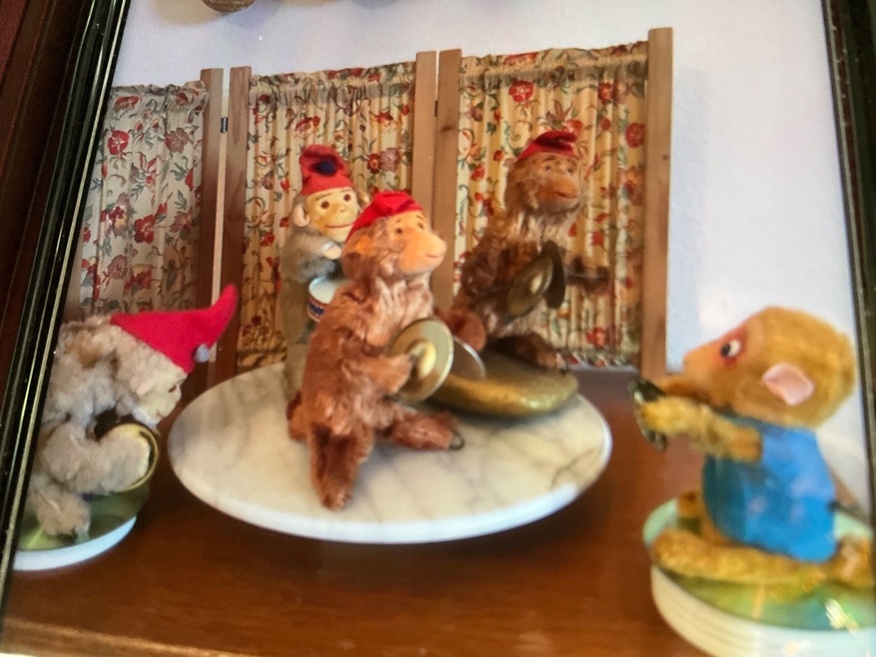Spielzeuge: 7 singes mécaniques – Gebraucht aus NEUCHATEL von Ama46