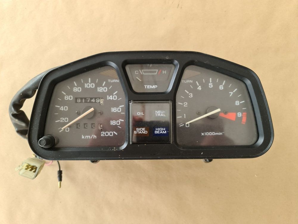 Guide De Chaîne Moto Honda Transalp XL600 V - Pièce Moteur #1776 - Occasion