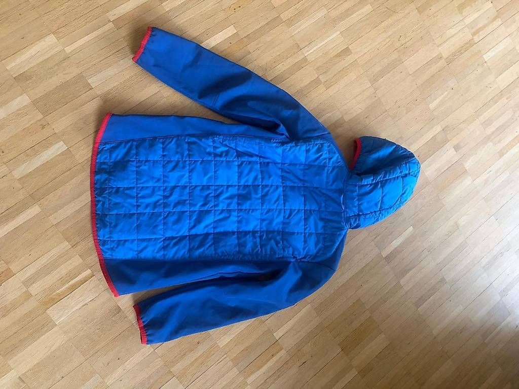 Jack Wolfskin Jacken: Jack Wolfskin Jacke Größe 140 – Gebraucht aus Zürich von vag1981 1