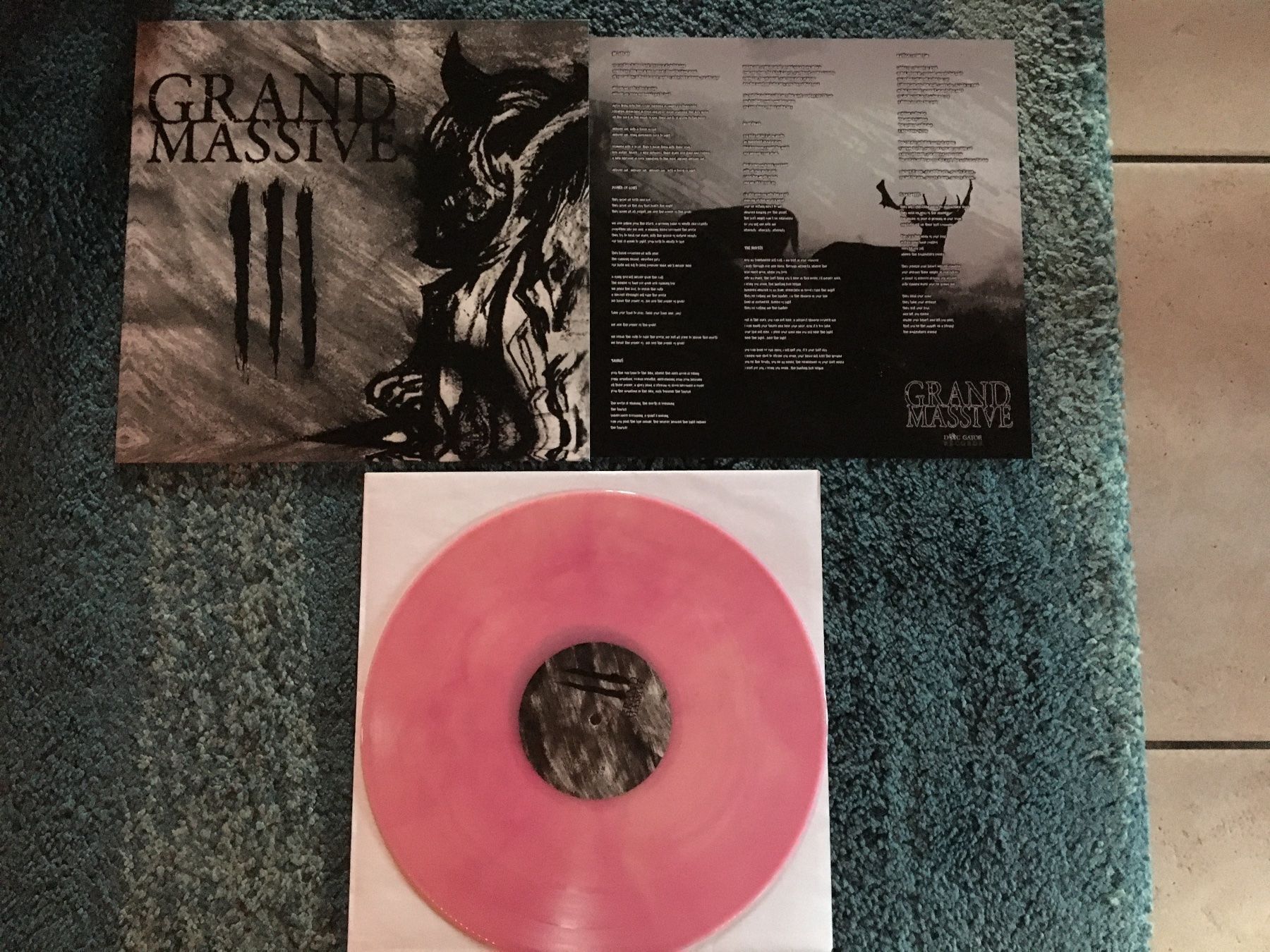 Dischi in vinile: Grand Massive – III  LP 2019 – Usato da Neuenhof venduto da django3001