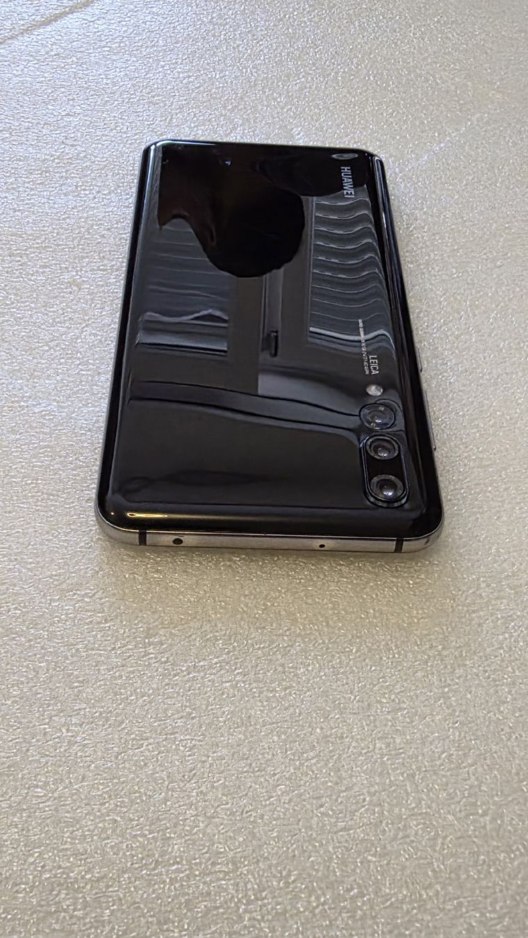 Huawei Portables: Huawei p20 pro – D'occasion à Einigen par iva_86t8 4