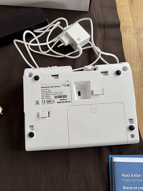 Swisscom Telefone: Notrufgerät SmartLife Care – Gebraucht aus Untereggen von Aggi2 3