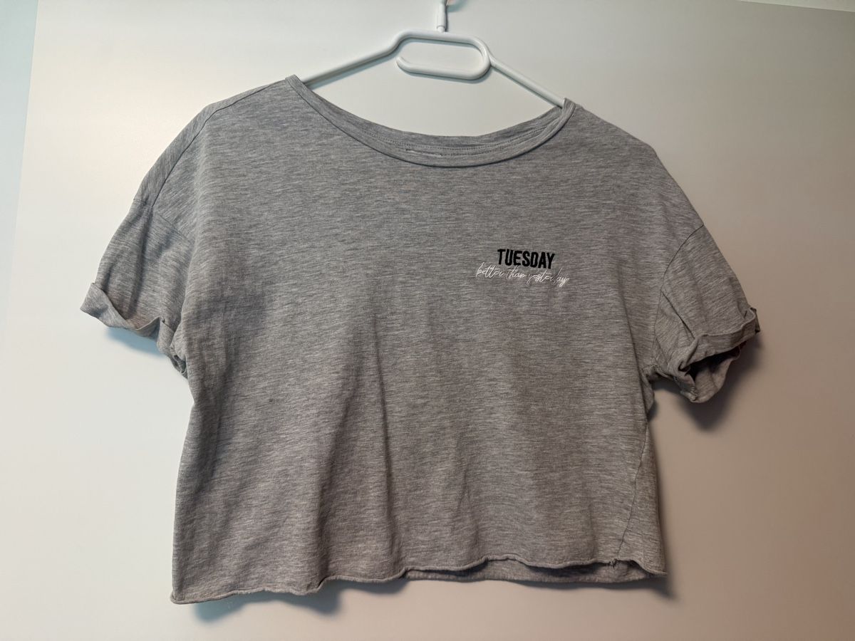 Camicette, T-shirt & Top: Mädchen T-Shirt grau, Grösse XS/S – Usato da Ruggell venduto da luana_23
