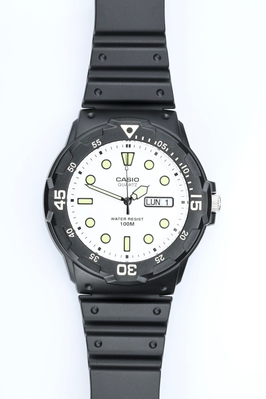 Casio Orologi: Casio ref. MRW-200H-7EV – Nuovo (secondo la descrizione) da Zug venduto da Avent0ri_by_Montauk 2