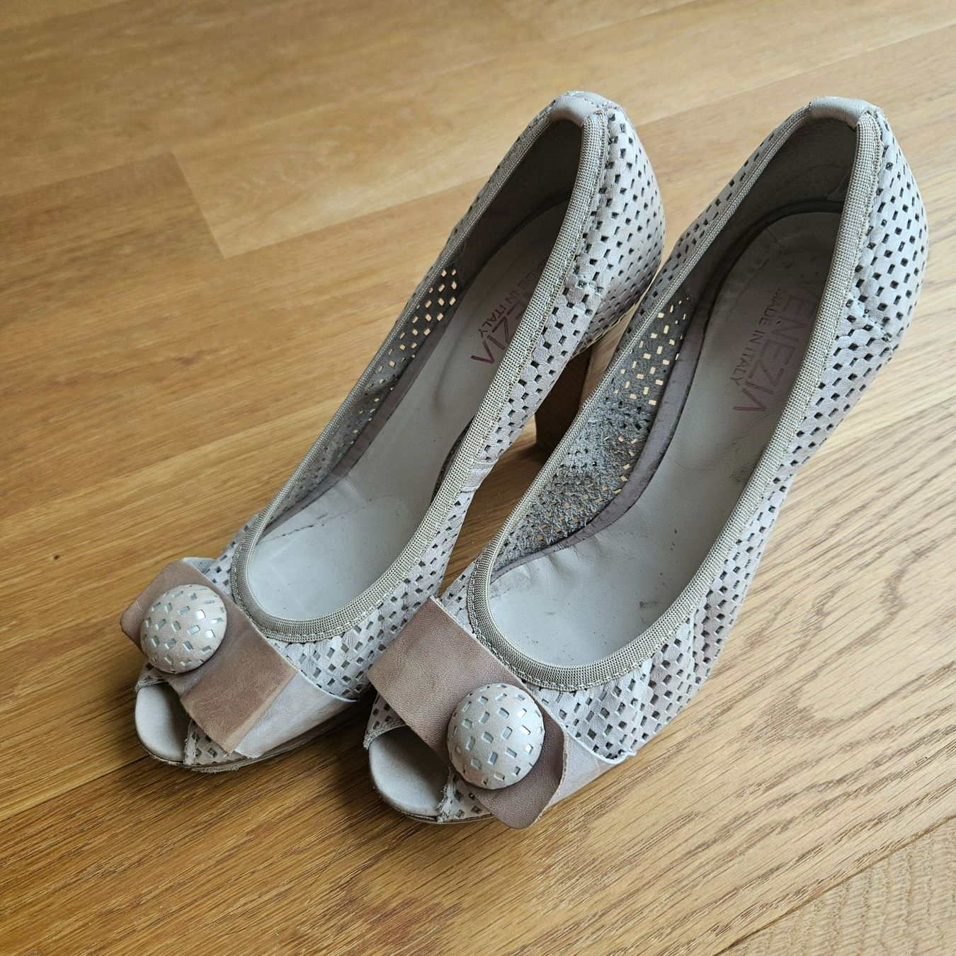 Scarpe da donna: Pumps beige (Venetia) – Usato da Gockhausen venduto da Carolin_K