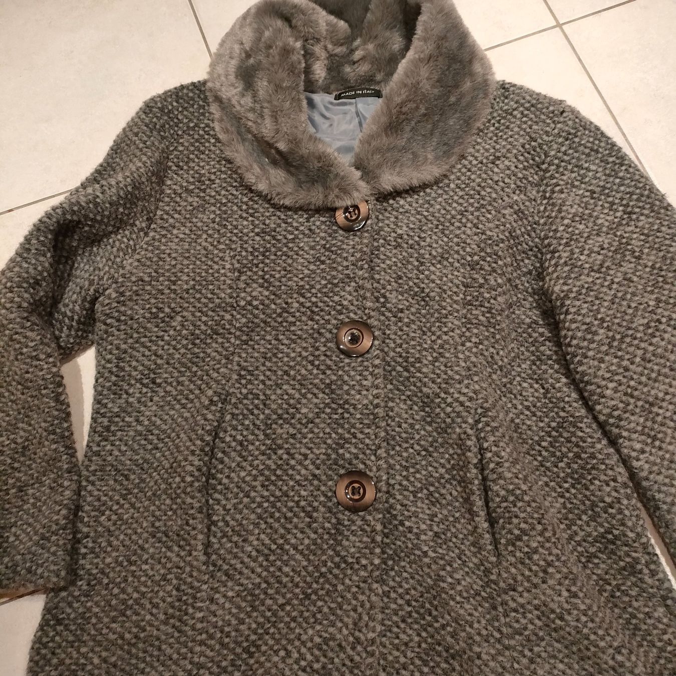 Jacken: Jacke Gr.M/L – Gebraucht aus Adelboden von Lammhult 1