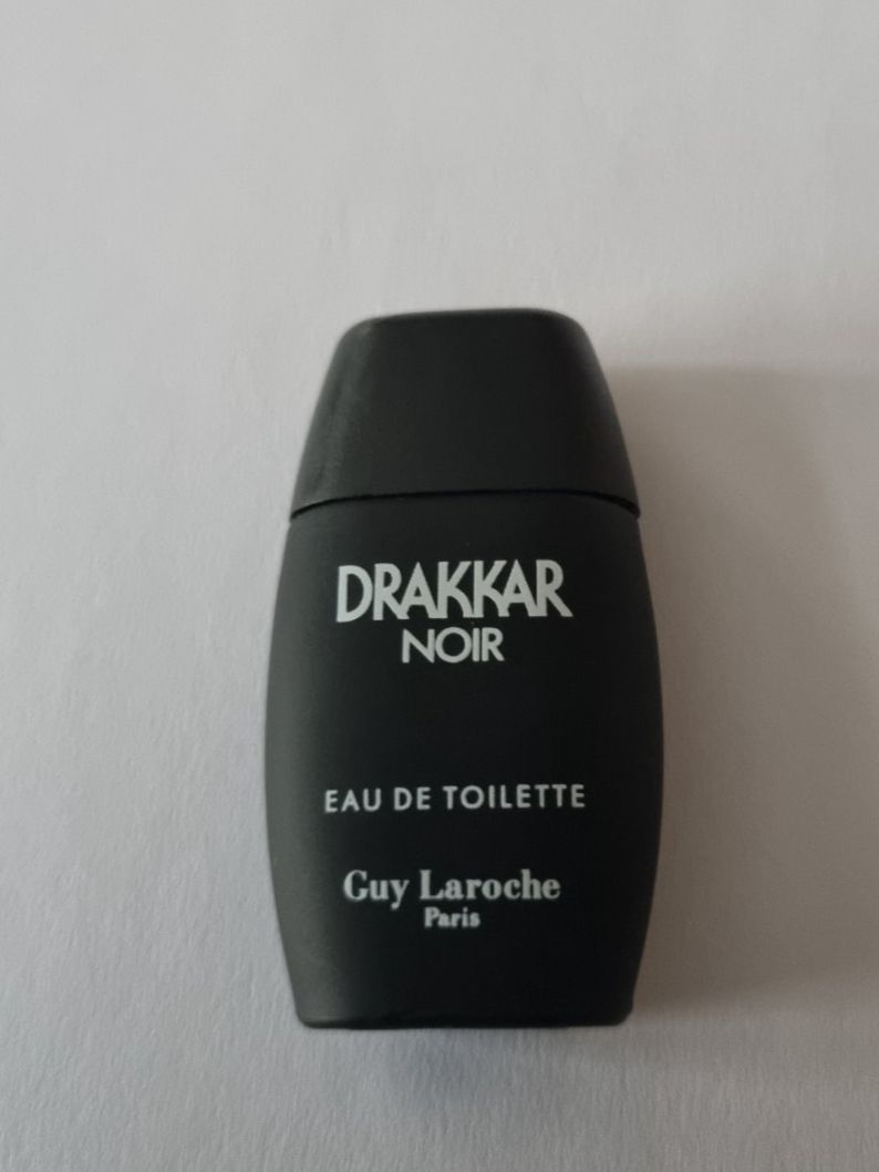 Profumi & Eau de Toilette: Guy Laroche, DRAKKAR NOIR – Nuovo (secondo la descrizione) da Geroldswil venduto da Agapanthus22