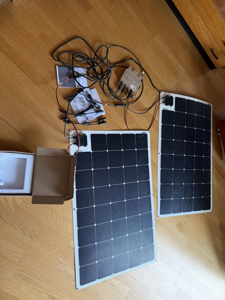 Dispositivi a energia solare: Balkonsolar, 290W flex, Plug & Play – Usato da Basel venduto da balenadelfino