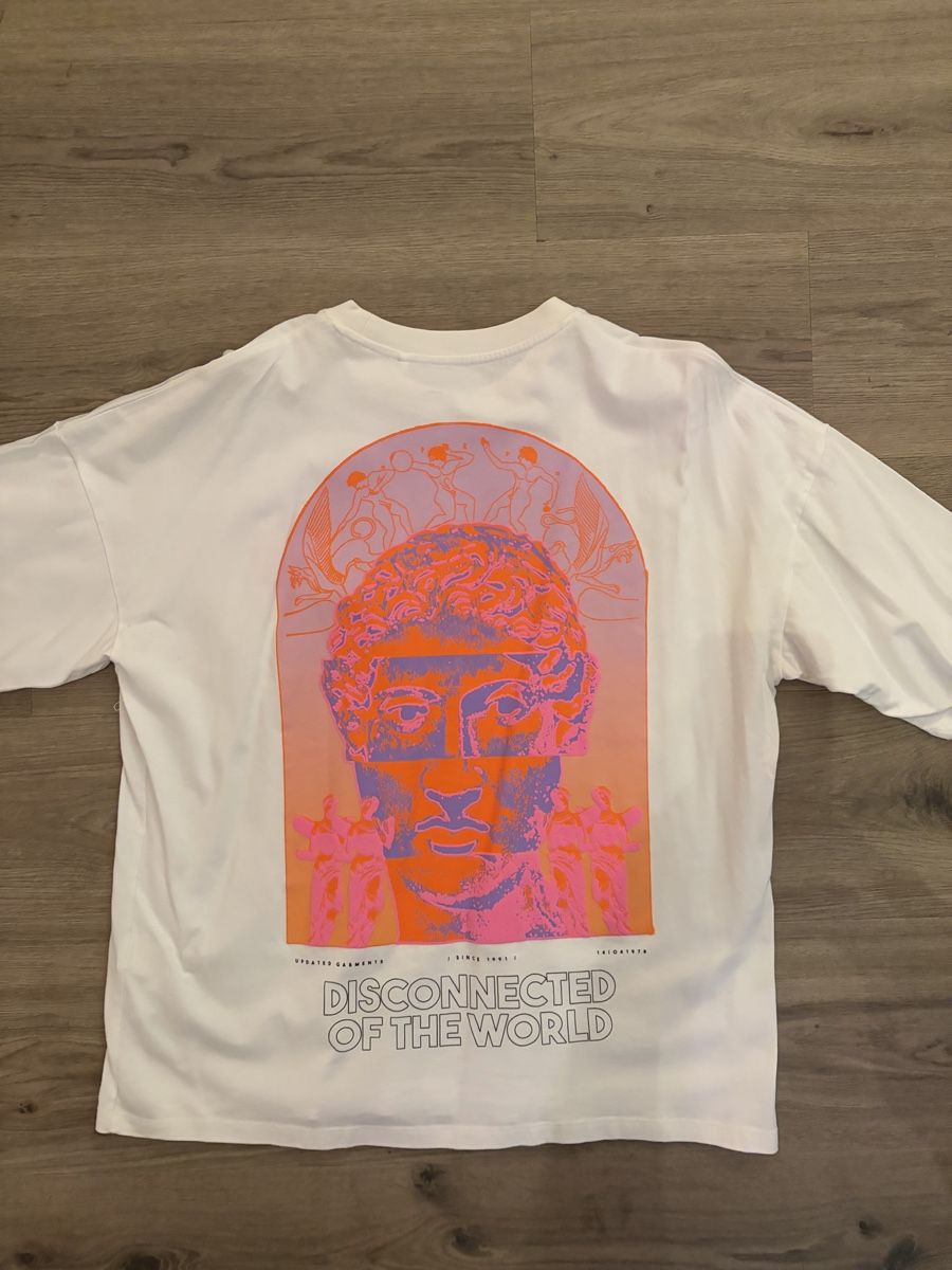 Pull&Bear T-shirt: Pull & Bear T-Shirt mit speziellem Print, Grösse L – Usato da Uitikon Waldegg venduto da WEB-HEAD 1