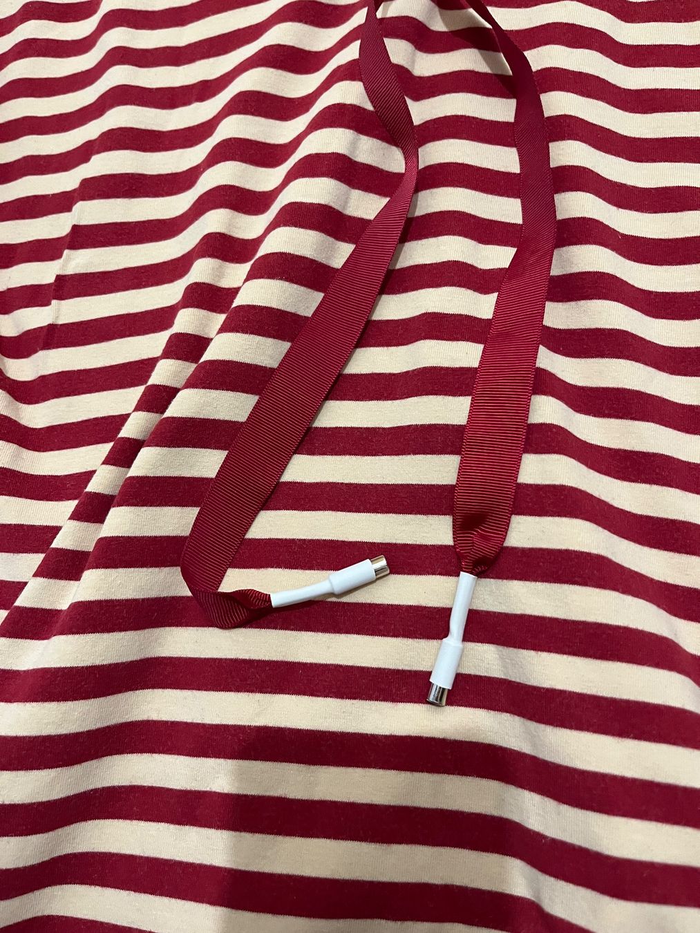 Maglioni & Felpe: Hoodie  New size S – Nuovo (secondo la descrizione) da Chêne-Bougeries venduto da Seetooyoo 5