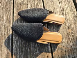Babouches: Fell schwarz (39/39.5)-ANGEBOT