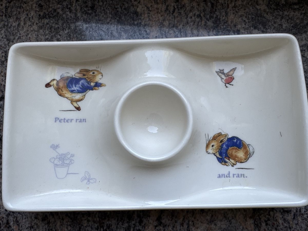 Altre Stoviglie: Wedgwood eierbecher peter rabbit – Usato da Zürich venduto da funkelnderstern