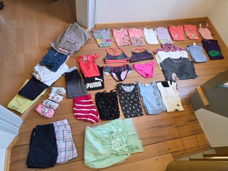 Sommer Mädchen Kleiderpaket Grösse 128 guter Zustand