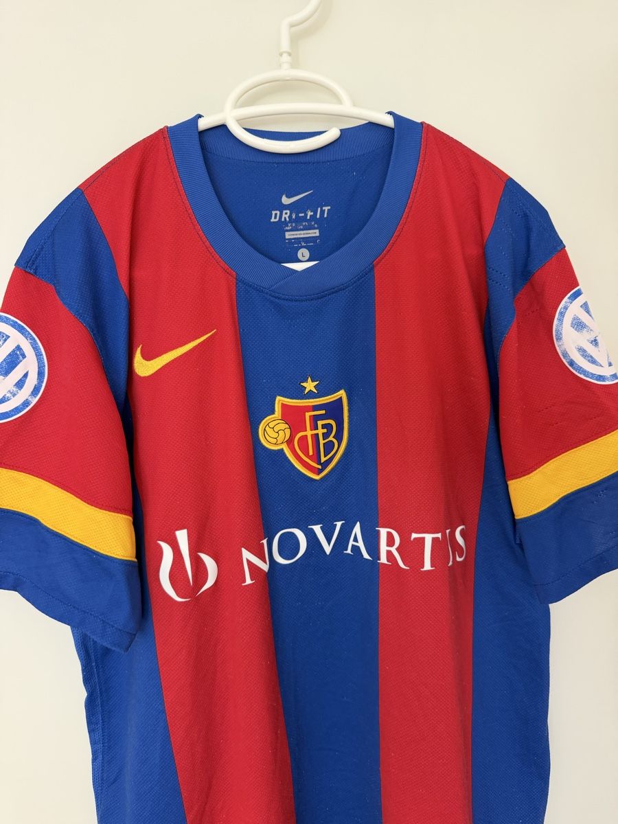 Nike Canottiere & Pantaloni: Fc Basel Nike Trikot 2011-12 Heim – Usato da Füllinsdorf venduto da hae_gt9l 6
