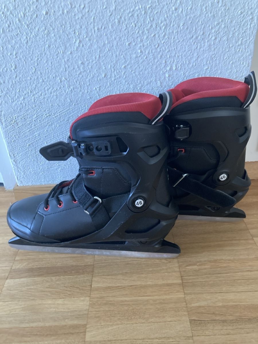 Pattini da ghiaccio: Schlittschuhe 46 – Usato da Basel venduto da edy_78pd 1