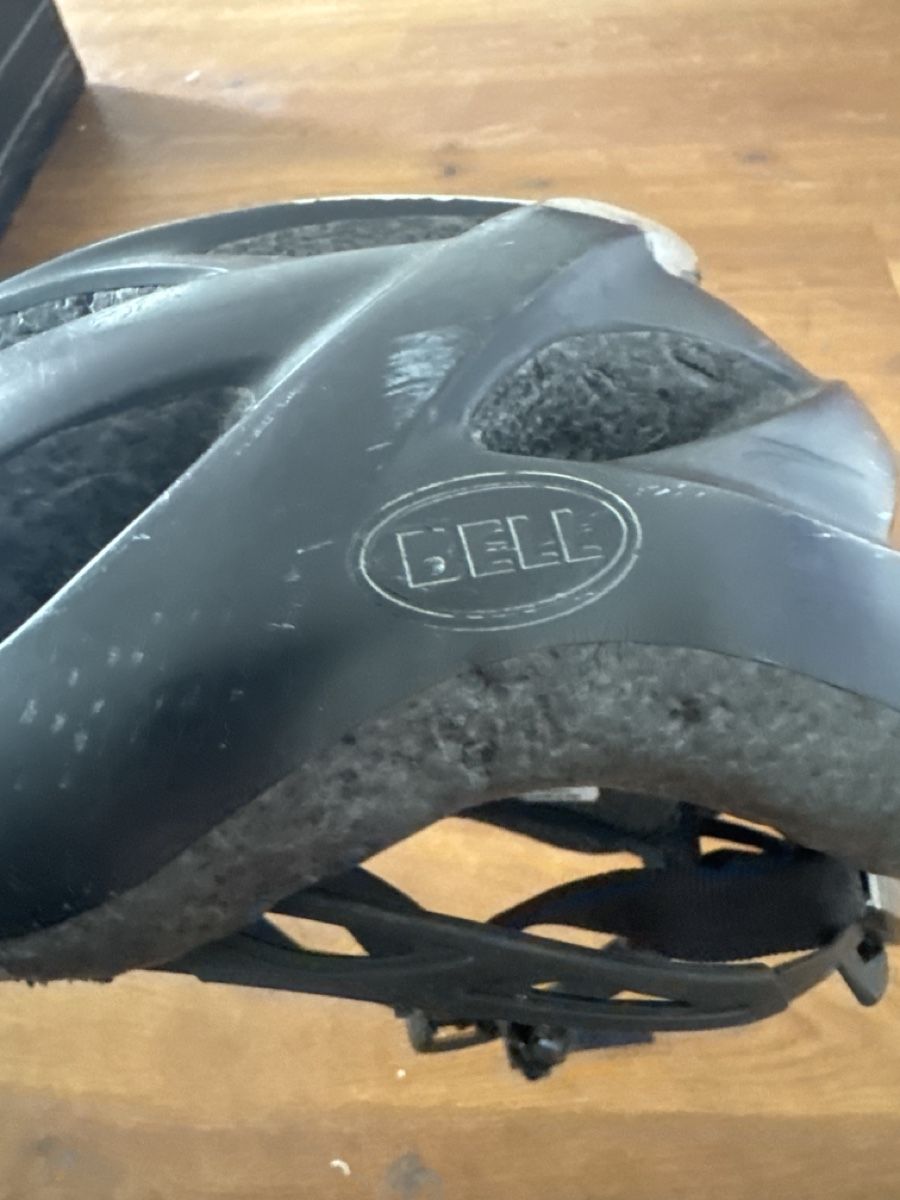 Helme: Fahrradhelm – Gebraucht aus Thalwil von Platschi721 1