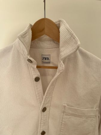 ZARA Cordhemd / Overshirt – Offwhite – lässig & zeitlos - S