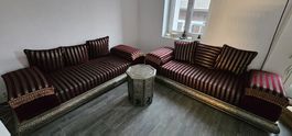 Orientalische Sofas mit Beistelltisch 