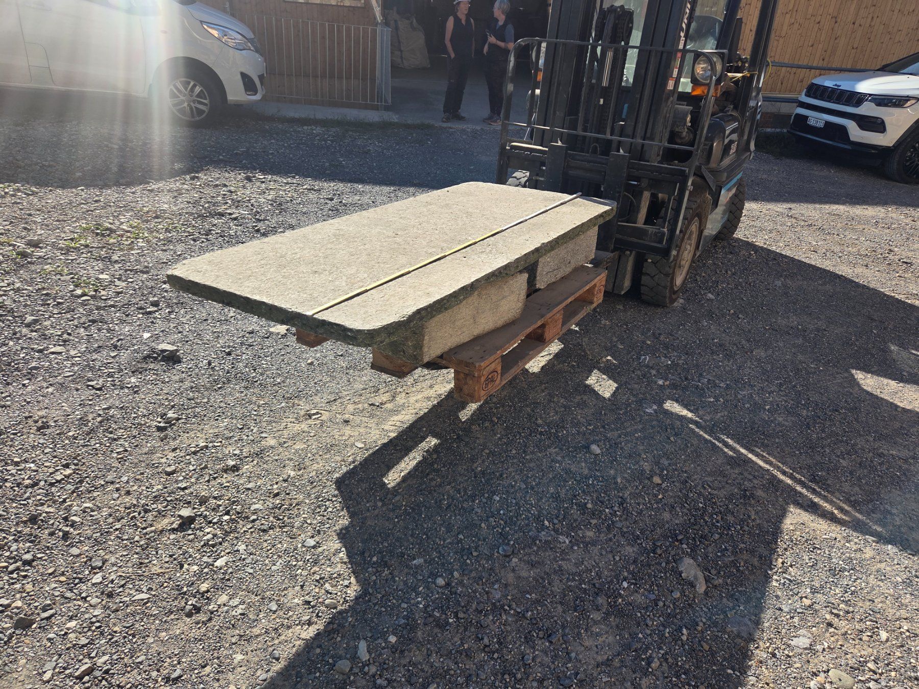 Tavoli: Granit Tisch – Usato da Mettmenstetten venduto da Foerster73 1