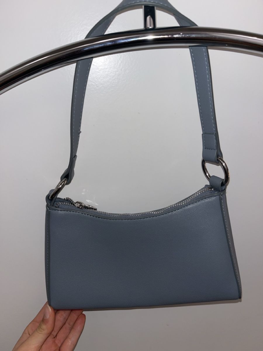 Pull&Bear Borse da donna: Pull&Bear Handtasche, hellblau, neuwertig, Top Zustand! – Usato da Gysenstein venduto da happy_life_