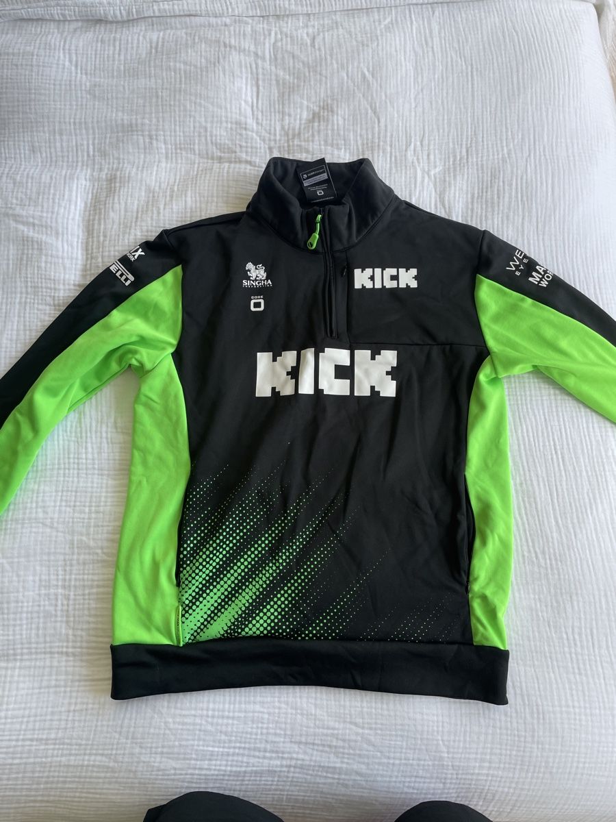 Lotti di vestiti: Stake F1 Team Kick Sauber - Jackets, Vest, Pullover, Polos – Usato da Zürich venduto da Eumi7 6