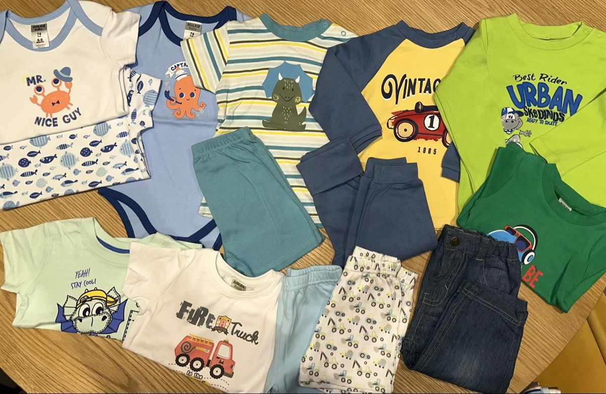Lotti & Set di vestiti: Babykleider Junge Grösse 74 – Nuovo (secondo la descrizione) da Spiez venduto da Brnas 1