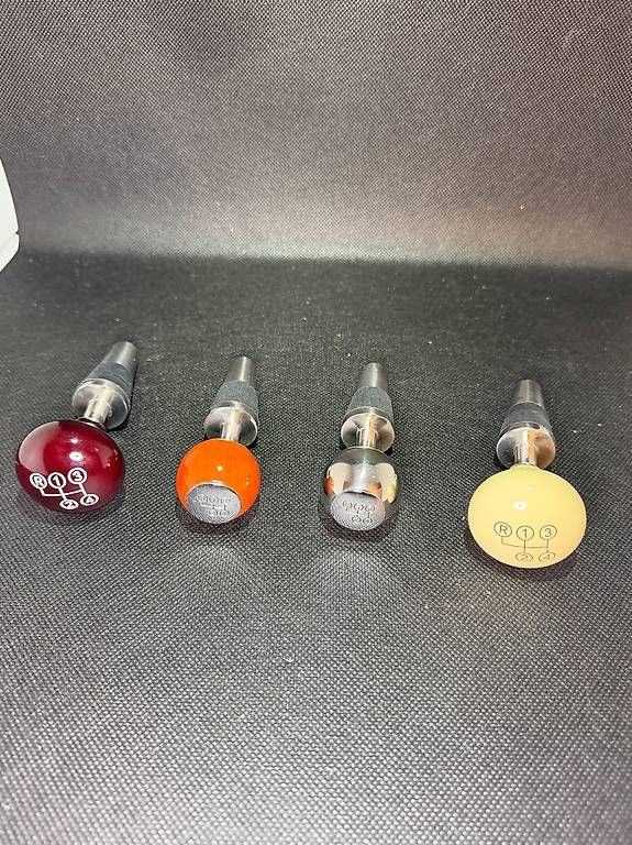 Apribottiglie & Tappi per chiusura: Bunte Flaschendeckel Set mit Retro Schaltmuster – Nuovo (secondo la descrizione) da Winkel venduto da Sergiom