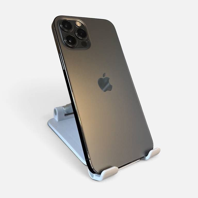 Telefoni cellulari / Smartphones: iPhone 12 Pro 256GB Space Grau | 79% Akku – Usato da Basel venduto da iMediahuus