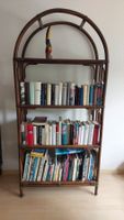 Büchergestell