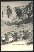 Loueche-les-Bains, Totalansicht mit Berg
