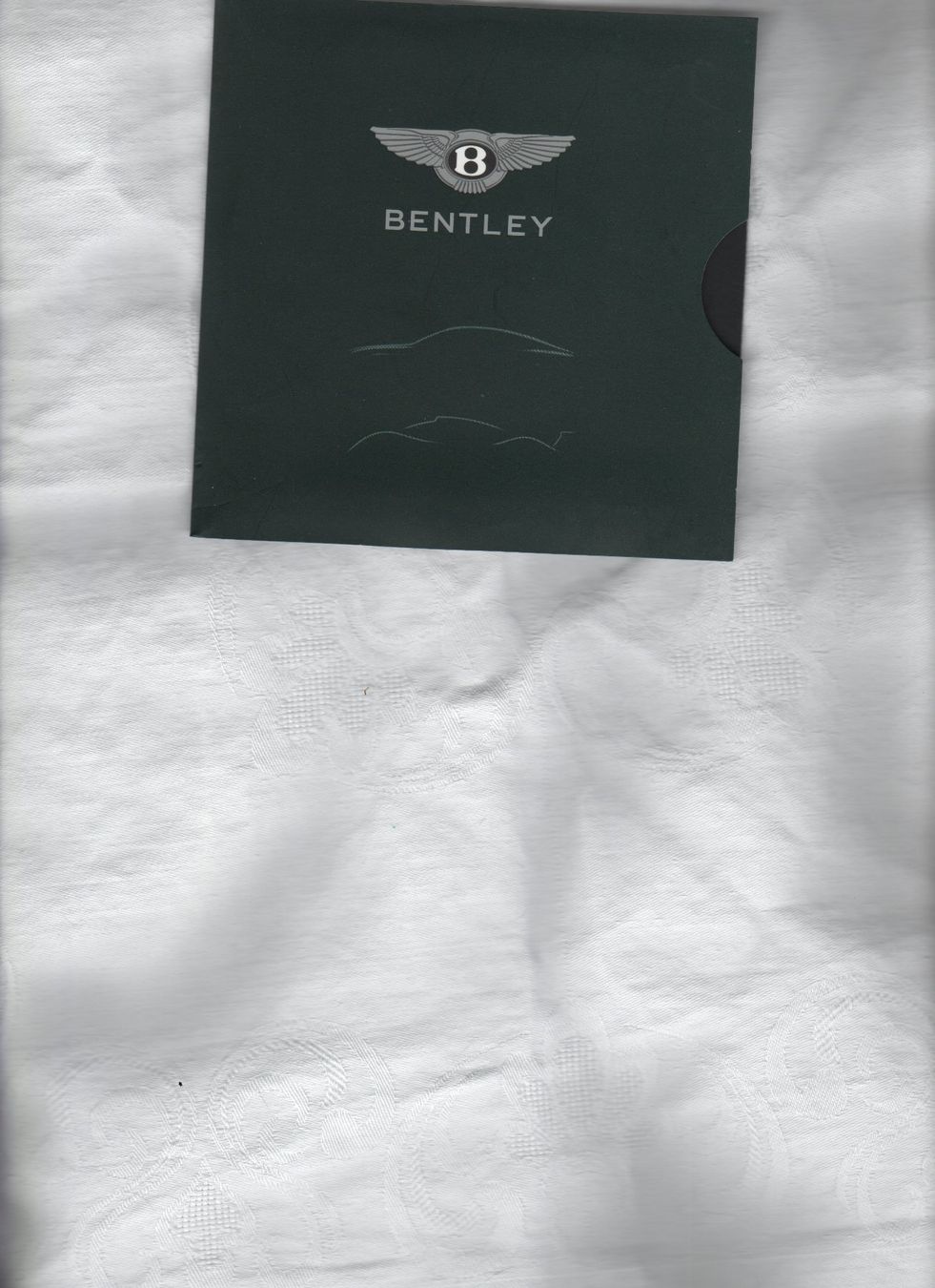 Bentley Documenti: Prospekt Bentley – Nuovo e nell'imballaggio originale da Corminboeuf venduto da corbay