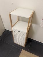 Wäschekorb / Wäscheschrank in Weiß und Holz  fast neu