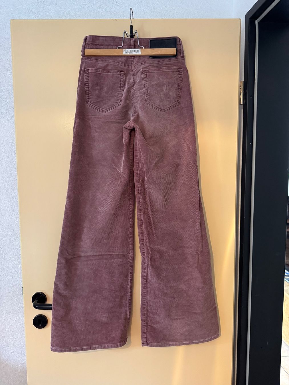 Diesel Pantaloni: Diesel flared velour pants 25 – Usato da Lumino venduto da mar_9pn2 1