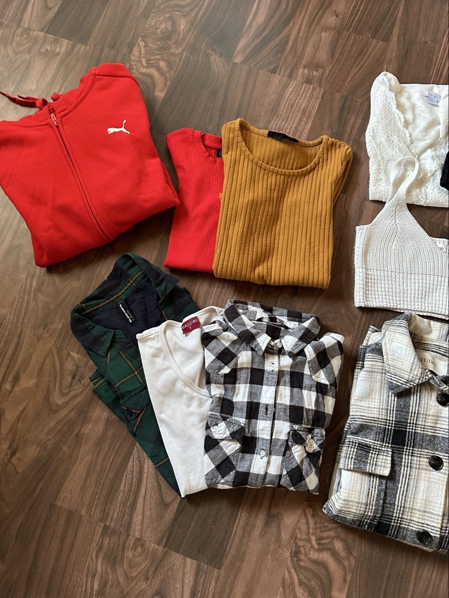 Lotti di vestiti: Kleiderpaket Damen Grösse S  – Usato da Müstair venduto da V.Sara 1
